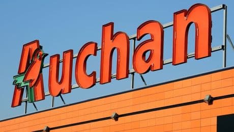 Auchan va fermer 25 supermarchés et supprimer plus de 700 postes en Espagne