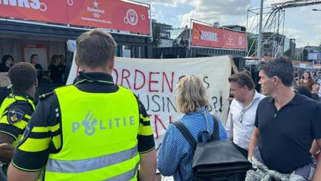 Publiek verhindert pro-Palestijns protest tijdens Sail, actievoerders verbolgen: ’Mensen zijn veel te fanatiek hier’