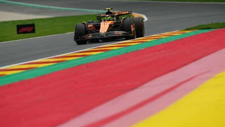 Lando Norris niet verrast door pole in Spa: ’Mensen verzinnen graag van alles’
