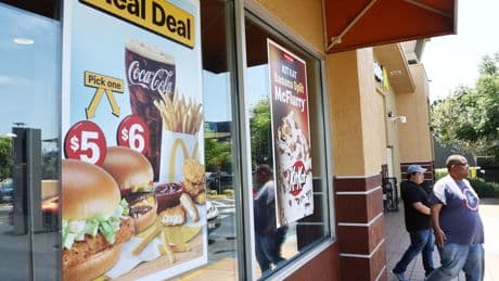 Diners say they're eating less at restaurants to save money. Spending data suggests that's not quite true.