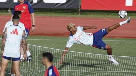 Lamine Yamal, sobre el Balón de Oro: “¿El mejor del año? Me lo guardo para mí”