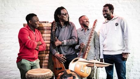 Mandé Sila, le nouveau projet collectif mandingue du Malien Habib Koité
