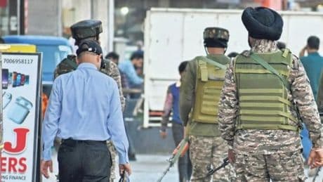 Pakistan: Hindistan saldırıya hazırlanıyor