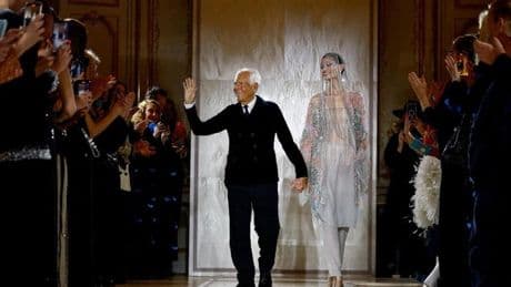 Armani deja su empresa a una fundación controlada por su pareja y sus sobrinos