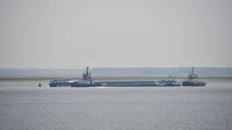 Twee mensen uit Westerschelde gered na aanvaring tussen twee schepen