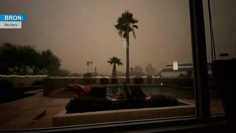 Timelaps van een 'haboob' stofstorm toont verwoestende ‘stofmuur’
