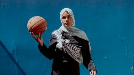 À Noisy-le-Sec, la douloureuse exclusion des basketteuses musulmanes voilées