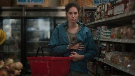Dans « Sorry, Baby », l’actrice et réalisatrice Eva Victor se met en scène à travers le portrait morcelé d’une jeune femme victime d’un trauma
