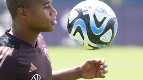 Karriereboost in Dänemark?: Youssoufa Moukoko wagt Neustart beim FC Kopenhagen