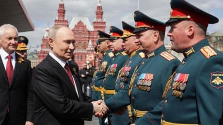 Guerre en Ukraine : les Européens serrent les rangs face à Vladimir Poutine
