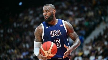 LeBron James si ritira? «Me lo chiedo anche io»: il video e la trovata pubblicitaria