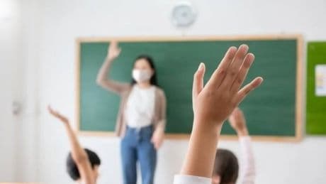 Raporlu öğretmen,16 yıl çalışmadan 1 milyon euro maaş aldı! 2009'dan beri çalışmıyor: Maaşı 16 yıl boyunca tıkır tıkır yattı