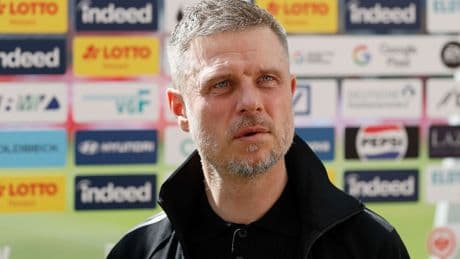 Klub verschickt ungewöhnliche Mail - Bayern-Trainer verweigert Auskunft zu seinem Aus!