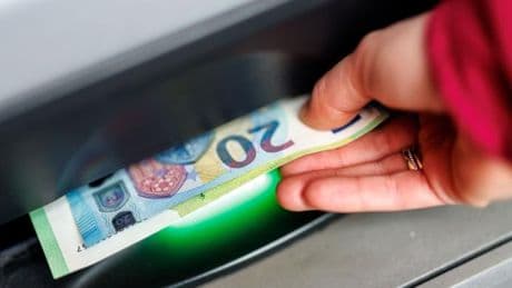 „In einigen Regionen könnte es zukünftig schwieriger werden, an Bargeld zu kommen“