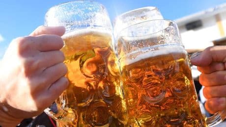 Strengere Regeln für Alkohol bei Jugendlichen gefordert: Bierbrauer sprechen sich für Ende des „begleiteten Trinkens“ aus