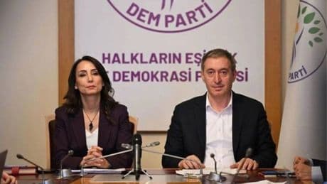 DEM Parti’den 'süreç' hamlesi: İsim, logo ve yol değişiyor