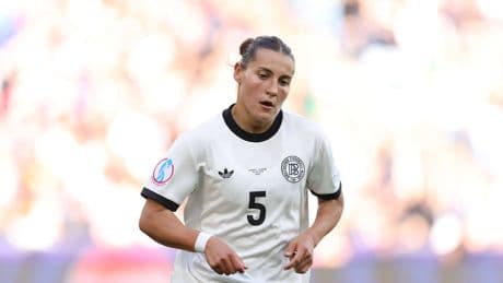 Nachgerückt für verletzte Giulia Gwinn: So tickt EM-Star Carlotta Wamser