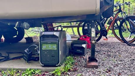 I went camping in a heat dome, and these five gadgets saved my vacation