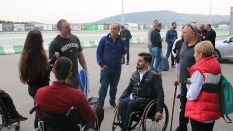 Engelli bireylerin ehliyet bilmecesi, sosyal hayatları kalmadı!