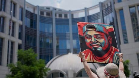 Abrego Garcia’s Lawyers Ask For Extended Jail Time Over Deportation Concerns