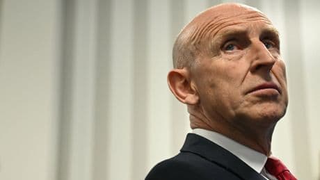 No 10 defends Healey amid accusations he misled Commons over Afghan data leak