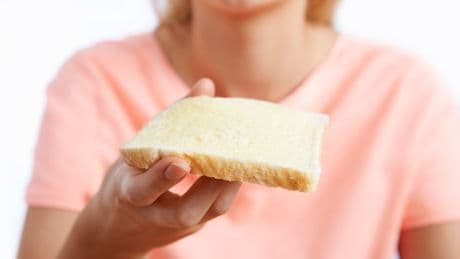 Eating this kind of bread can raise colon cancer patients’ risk of death