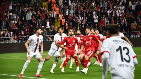 Vanspor, penaltılarla 1. Lig'e yükseldi