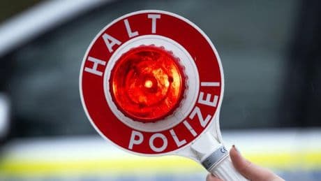 Er hortete Rohrbomben in seiner Wohnung – Mann fällt bei Verkehrskontrolle auf