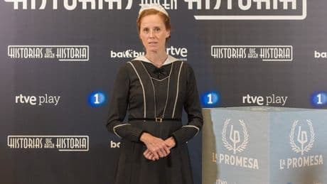 «En la calle, la gente ya no me llama María Castro, sino Pía Adarre»