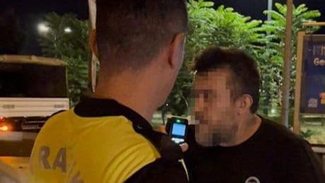 Yakalanınca uyuşturucuyu camdan attı! 'Polis salaktı zaten görmeyecekti bunu'
