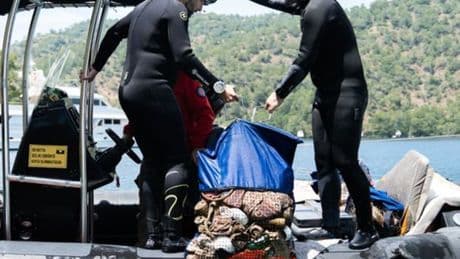 Fethiye'de deniz dibi temizliği yapıldı