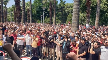 İzmir'de grevin 4'üncü günü: "Geri adım atmayacağız"