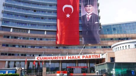 CHP'de gözler mahkemede: Kılıçdaroğlu'nun ekibi "mutlak butlan" kararına hazır