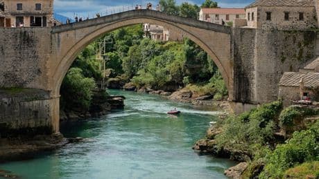 Mit dem Rad Brücken schlagen: Auf der Trans Dinarica durch den westlichen Balkan
