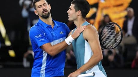 Horario y dónde ver el Carlos Alcaraz - Novak Djokovic de la semifinal del US Open 2025 en directo por TV y online en España