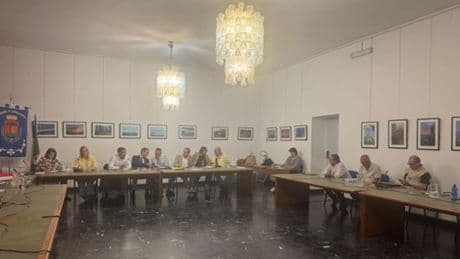 Bordighera, il Consiglio approva l’aumento delle multe per chi abbandona i rifiuti