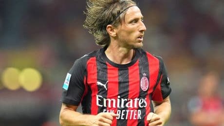 Modric, Jashari e Ricci, il rebus di Allegri: Milan, tre play in casa ma ne pu&ograve; giocare uno solo