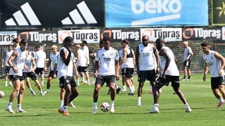 Beşiktaş'ın Shakhtar Donetsk maçı kamp kadrosu açıklandı