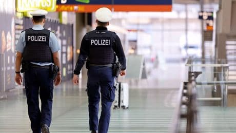 Flughafen Düsseldorf: Bundespolizei verhaftet zwei Gesuchte bei Kontrollen