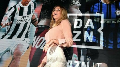 Serie A, dove vederla in tv? I nuovi piani di Dazn e i costi dell'abbonamento: da Full a Family a Sports, ecco cosa cambia