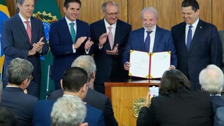 Brazil's Lula announces $5.5 billion in credits for exporters hit by US tariffs