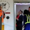 ▶ Franse president Emmanuel Macron krijgt duw in gezicht van echtgenote: ‘Speels moment’