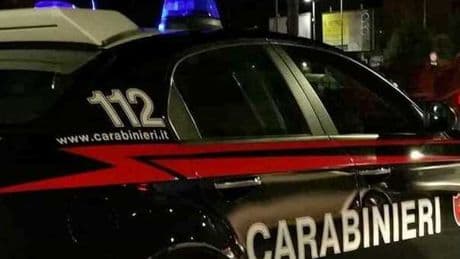 Trova un ladro in casa e lo chiude a chiave in camera fino all'arrivo dei carabinieri. Così un ragazzo ha fatto arrestare un 49enne a Frosinone