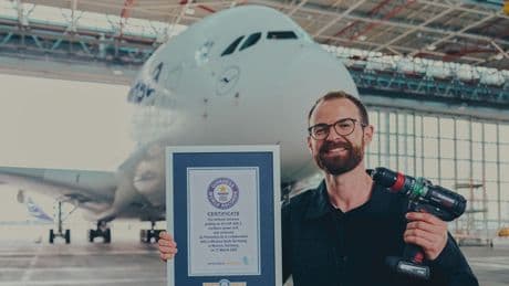 Chi ha paura del trapano? Se sposta un Airbus, può anche montarti la cucina