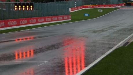 ¿Quién tiene la culpa de la farsa de la Fórmula 1 cuando llueve? No apunten a los pilotos
