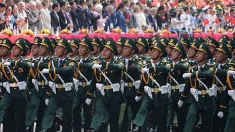 Vietnam feiert 50 Jahre Kriegsende mit riesiger Militärparade