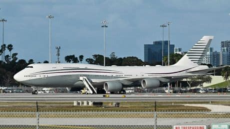 Trump pronto ad accettare il regalo del Qatar: un nuovo Air Force One