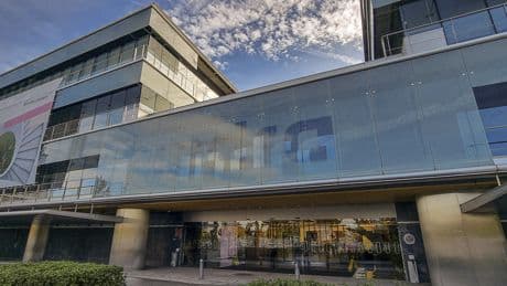 Morgan Stanley irrumpe con un 3,3 % en Indra, la mayoría a través de derivados financieros