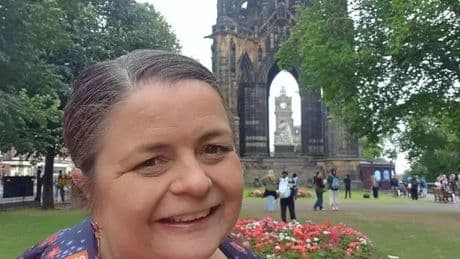 Edinburgh Fringe comedian fulfils dream after devastating cancer diagnosis