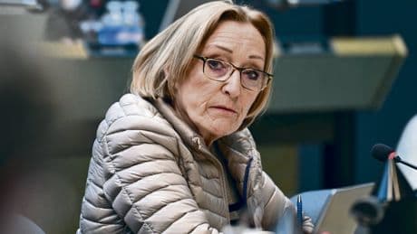 « Ils trichent et, nous, on paie » : quand l’élue de l’Allier Annie Corne ose tout et engage une boîte privée pour fliquer les allocataires du RSA